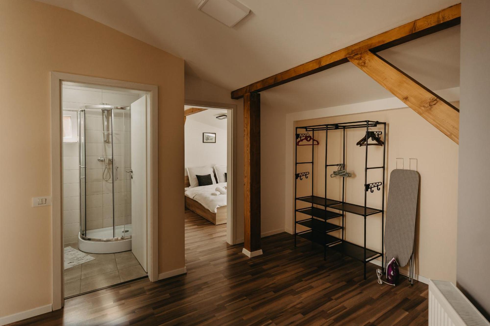 Holiday Apartments Central Temesvár Kültér fotó
